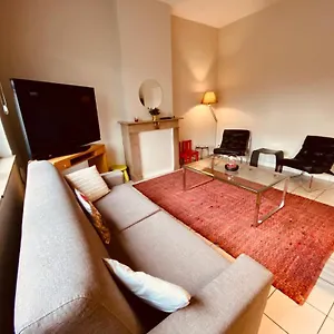 Fenetre Sur Le Standard De Liege Ougree