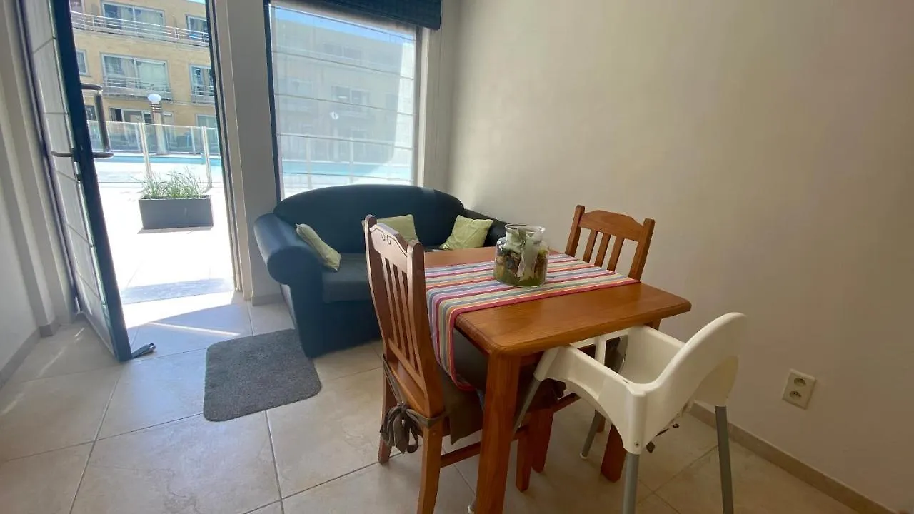Deluxe Apartment With Shared Pool Ostend